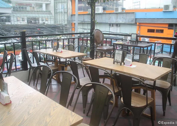 旅馆 Tambayan Capsule & Bar 马尼拉