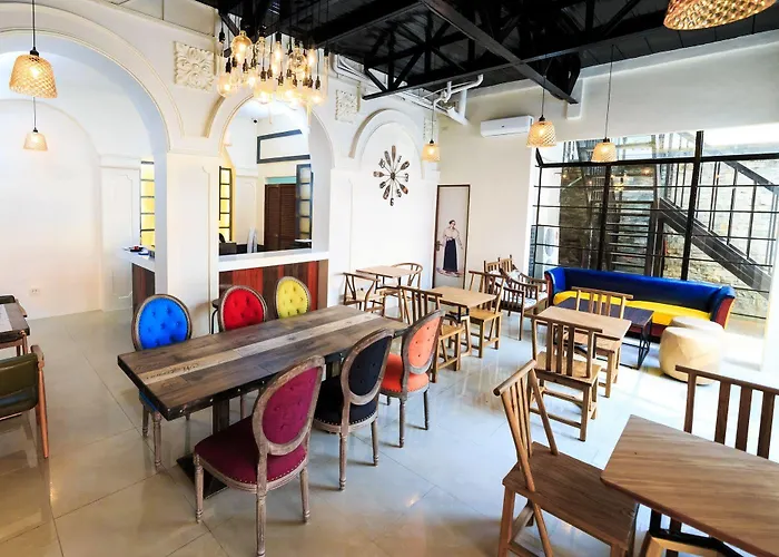 旅馆 Tambayan Capsule & Bar
