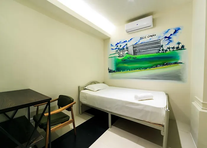 Tambayan Capsule & Bar 旅馆 马尼拉