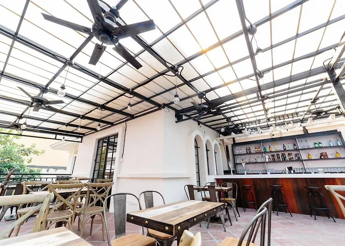 旅馆 Tambayan Capsule & Bar 马尼拉